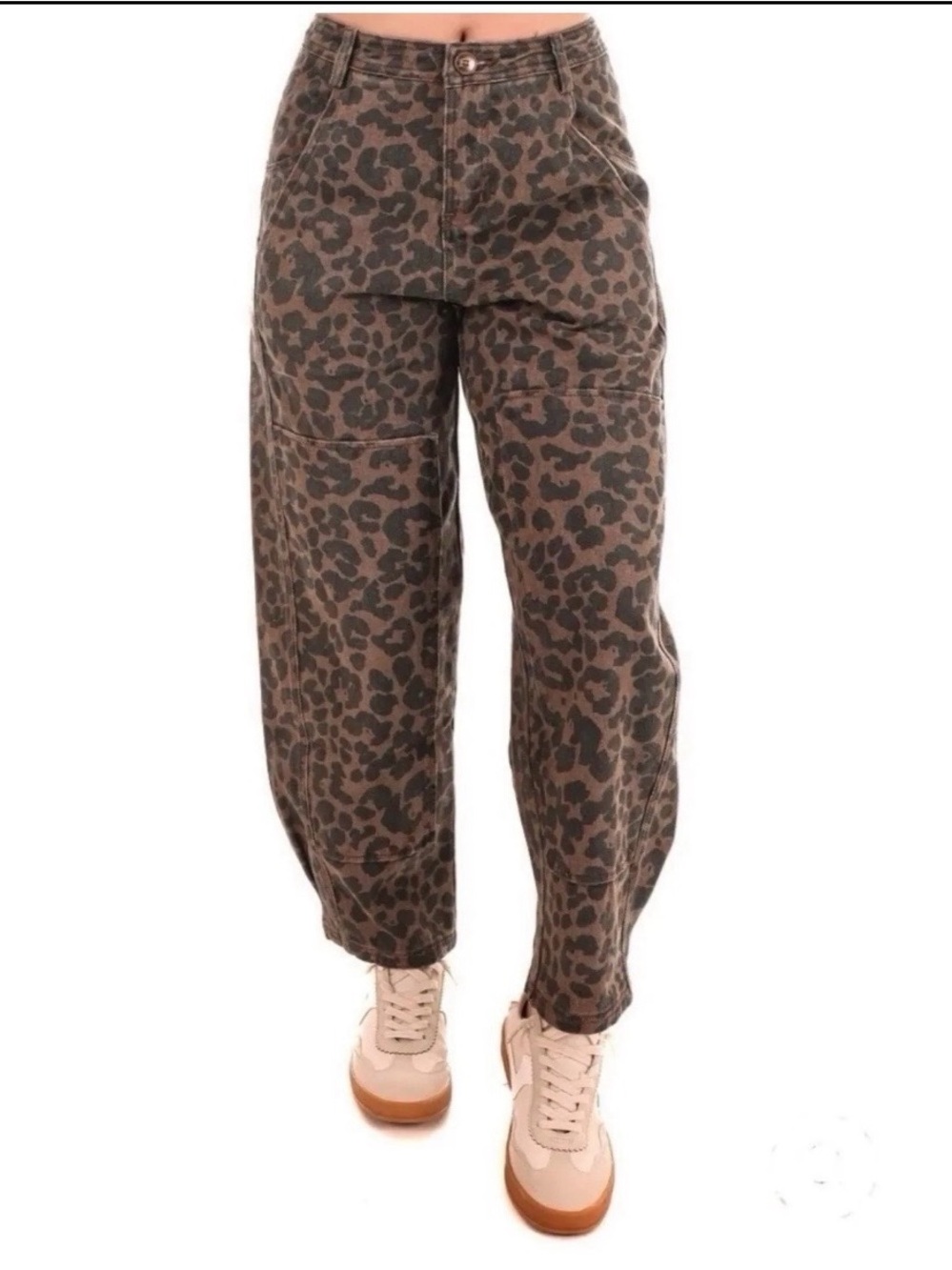 Boutique Leopard Print Brown Black Wide Leg Barrel Jeans NWOT Size Medium